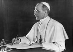 Il messaggio di saluto di Pio XII (nella foto sopra) ad Alcide De Gasperi in occasione della sua visita in Vaticano l’11 febbraio 1949,nel ventesimo anniversario dei Patti Lateranensi